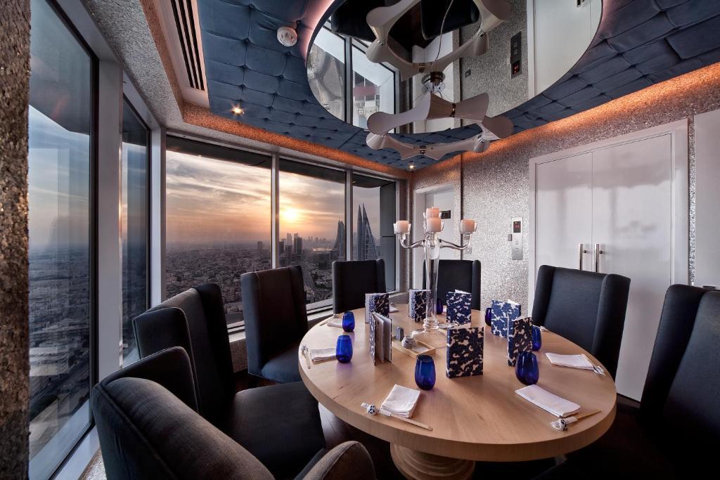 The Domain Bahrain Hotel And Spa - Adults Friendly 16 Years Plus Manama Exterior foto The boardroom at the top of the Shard